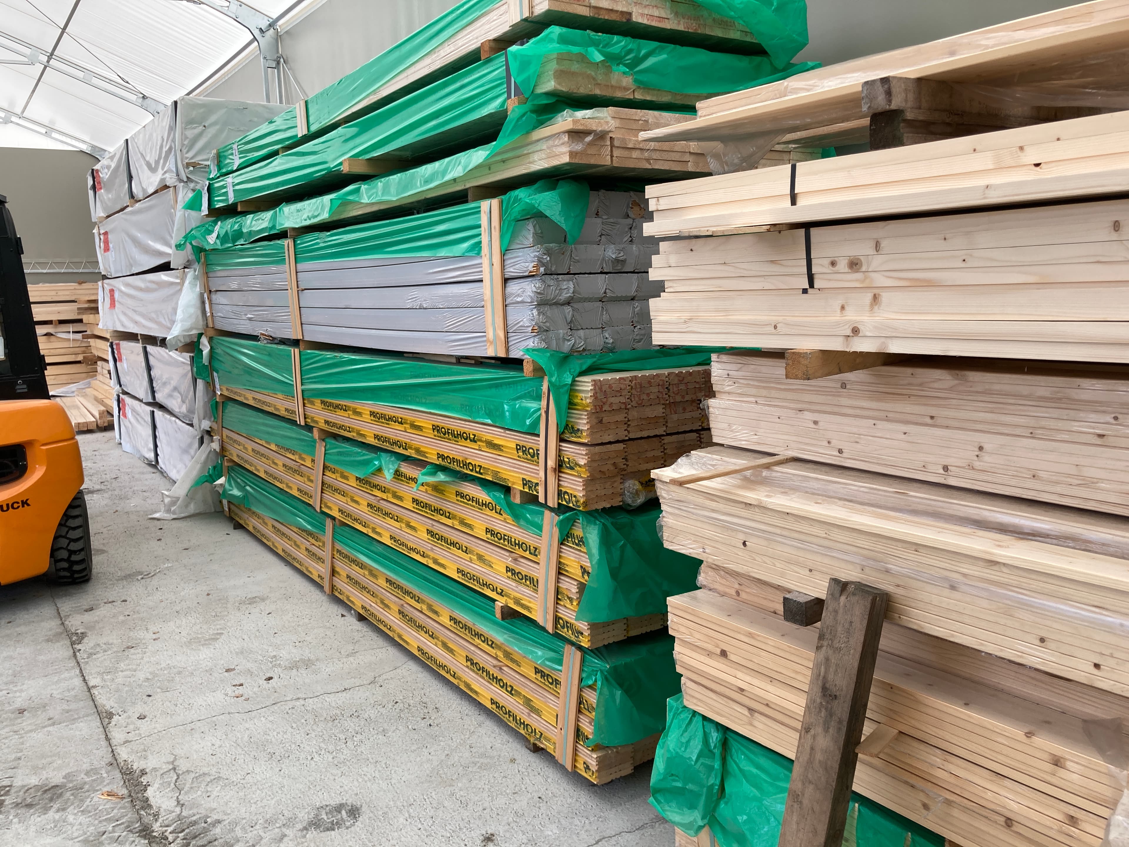 Deski i listwy suszone komorowo